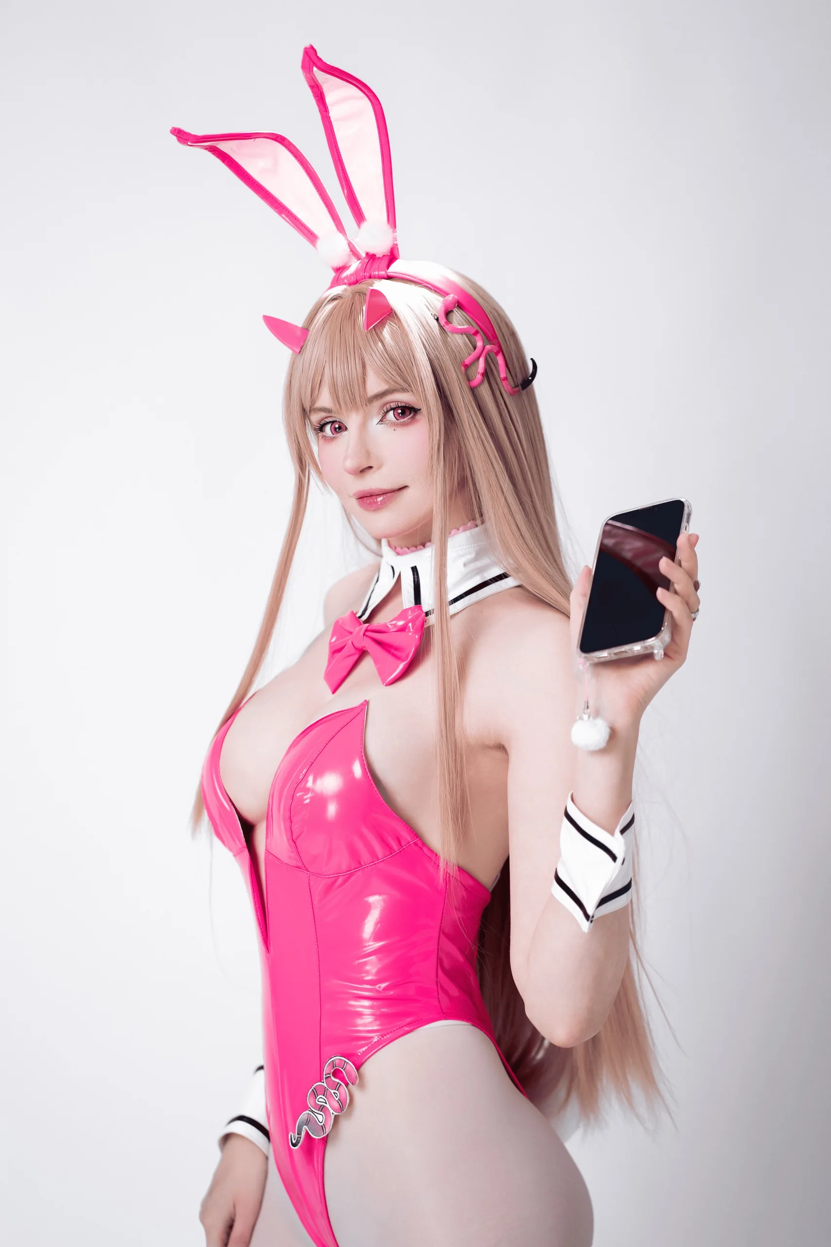 Peach milky - Viper Bunny Suit (NIKKE) - 第 3 张高清写真大赏