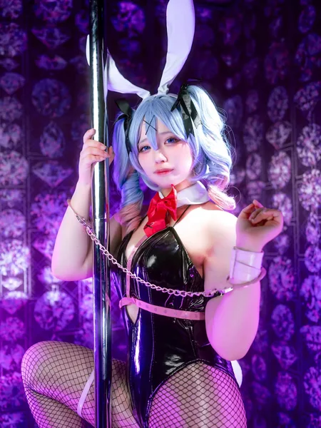 Rem Ichinose - Rabbit Hole Miku 9P