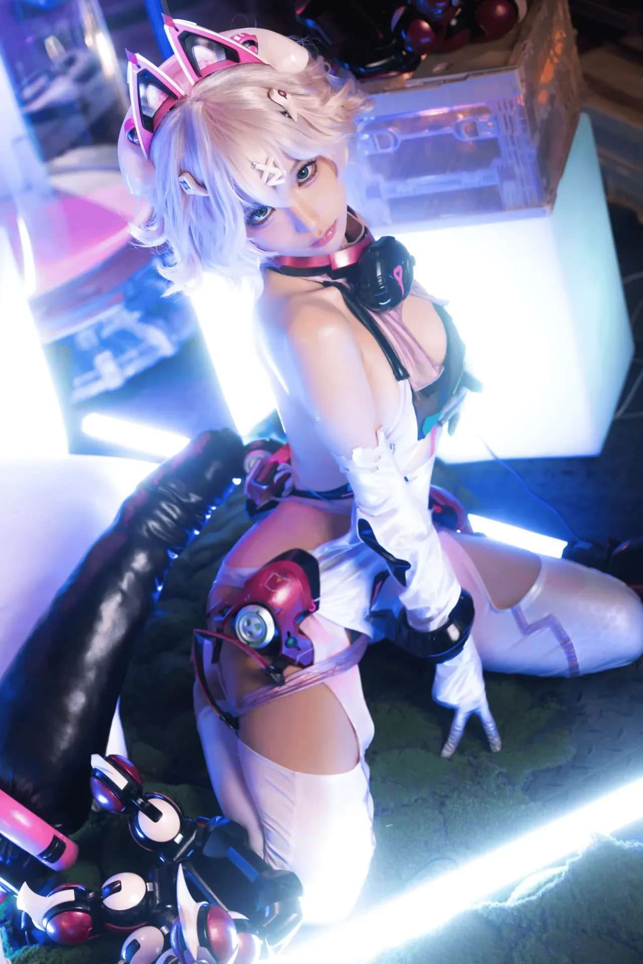 蠢沫沫 - NO.263《绯猁》 18P - 第 15 张写真