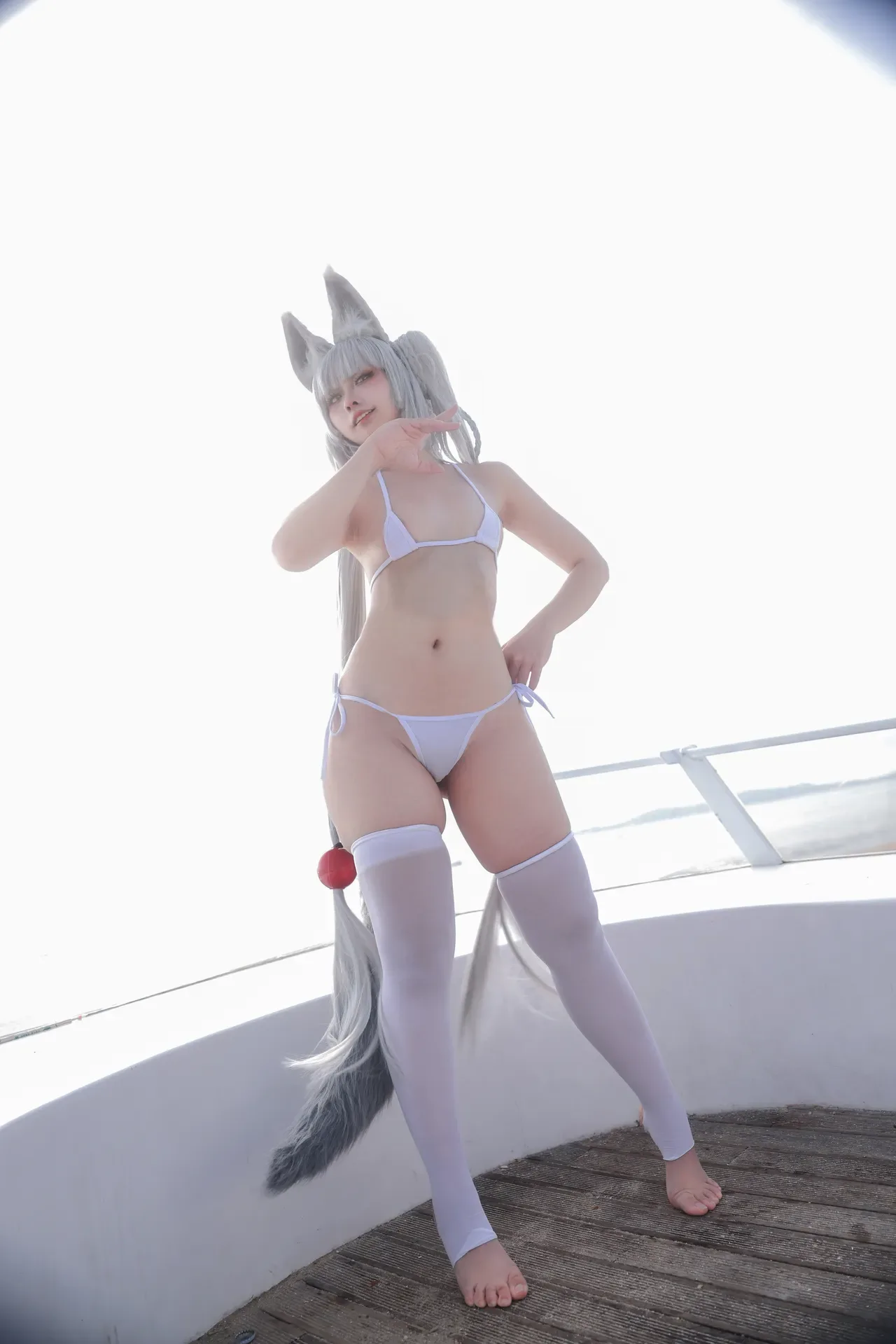 G44不会受伤 碧蓝航线 朝凪 泳装 31P - 第 28 张写真