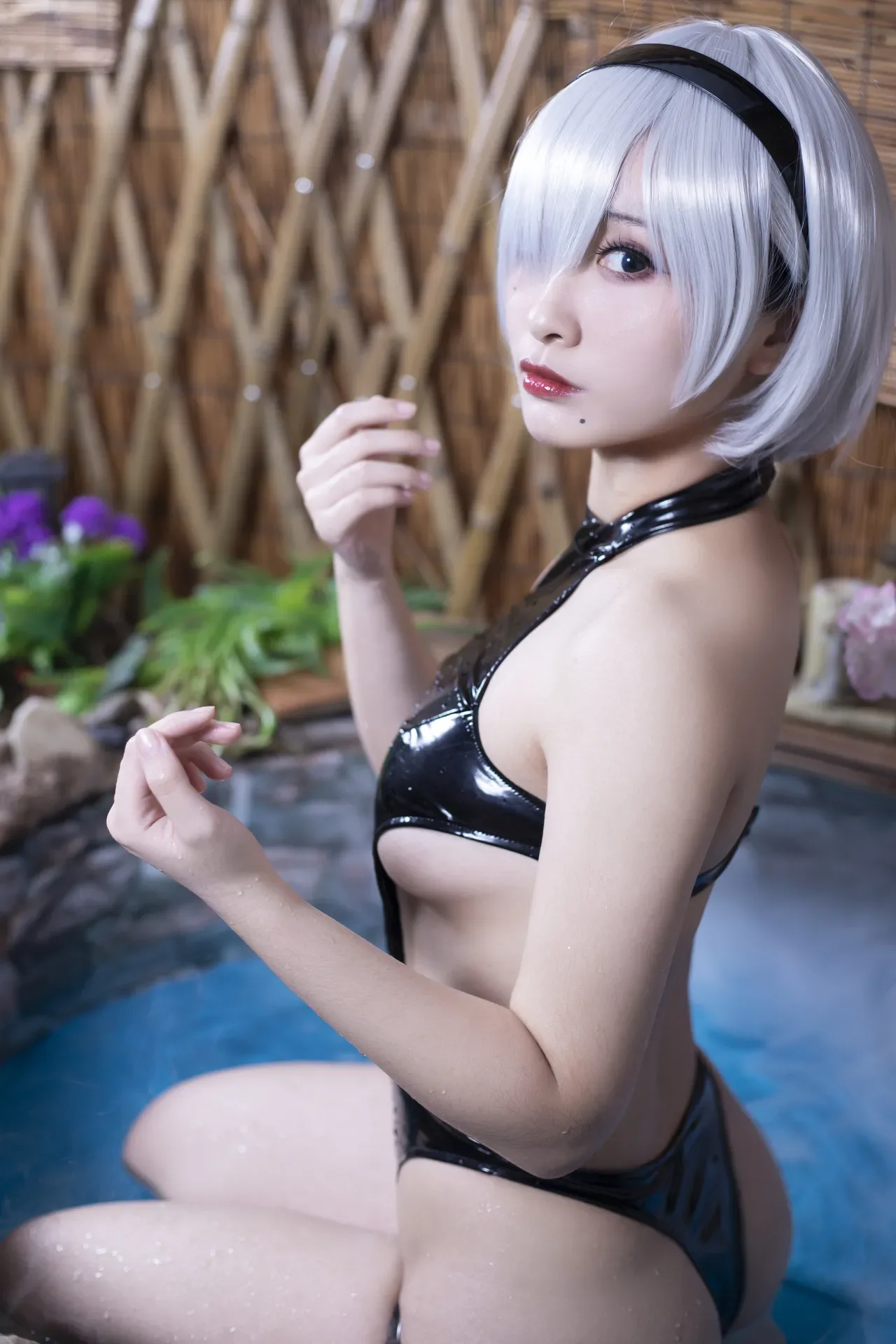 洛璃 LoLiSAMA - 尼尔：机械纪元 2B 竞泳 64P - 第 28 张写真