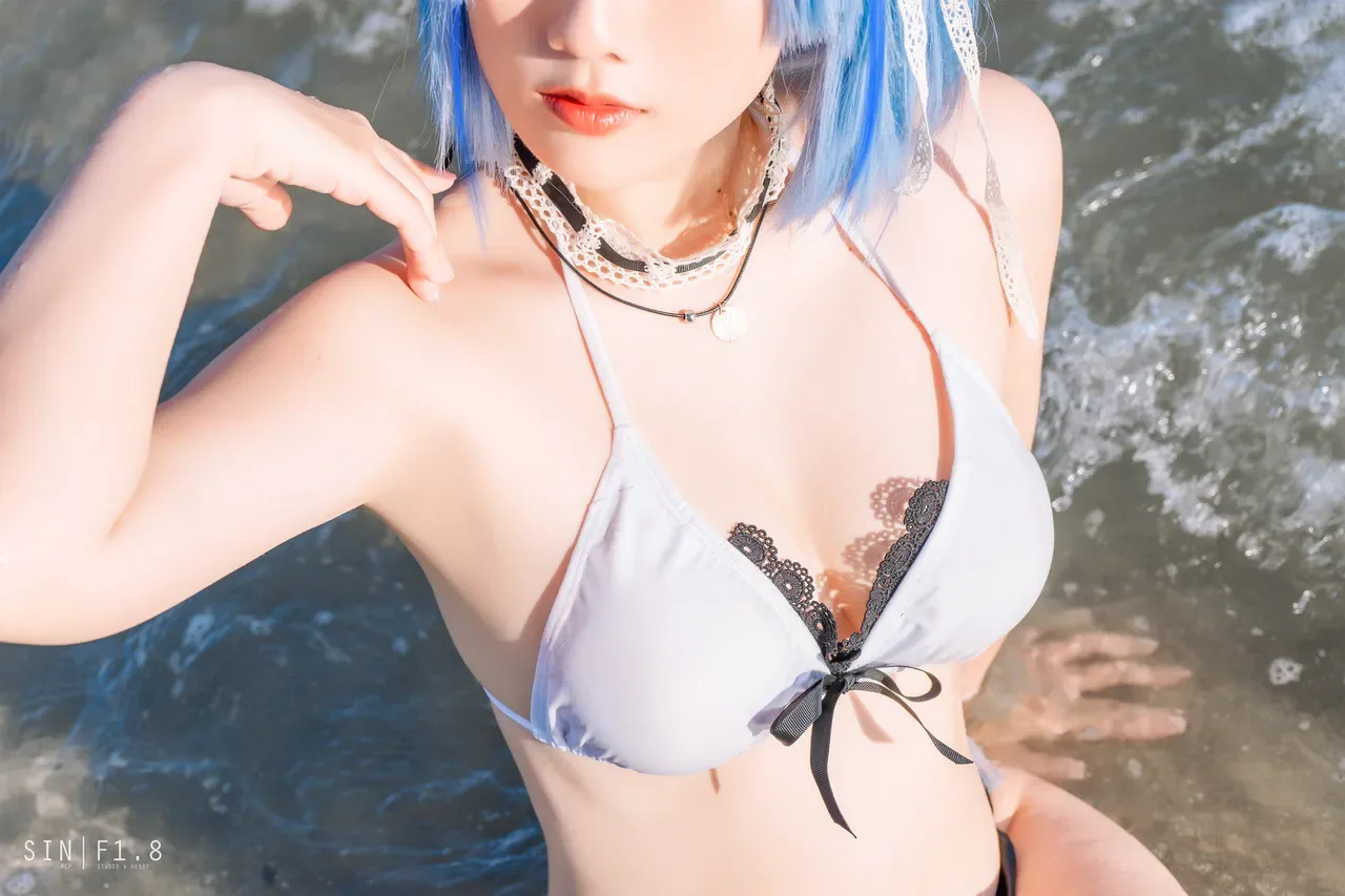 Messie Huang - Gascogne swimsuit 20P - 第 16 张写真