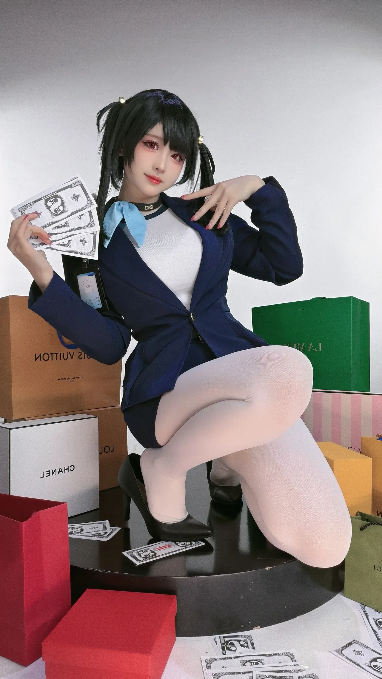 Miko酱ww - 胜利女神：妮姬 索拉 16P - 第 14 张写真
