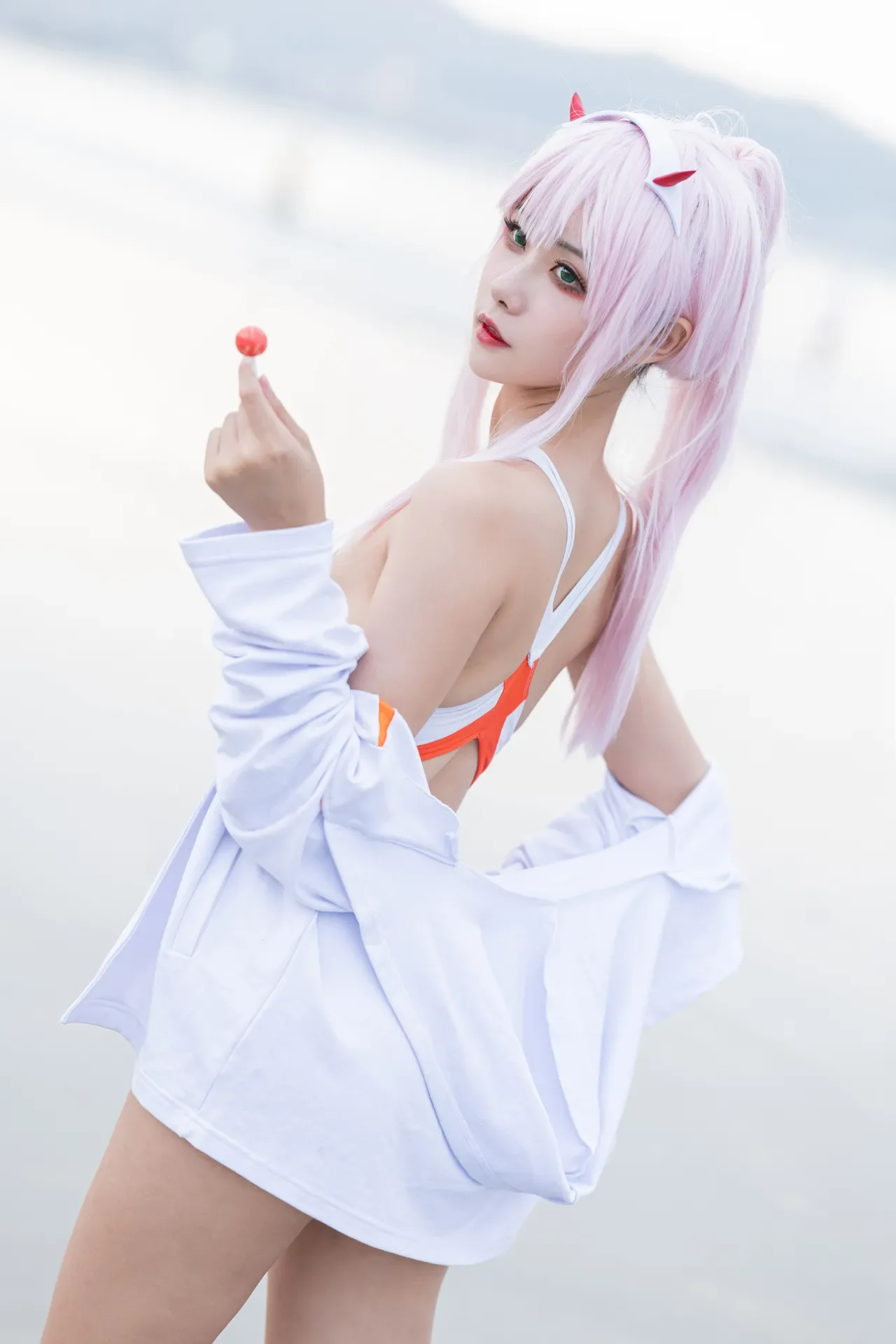 Momoko葵葵DARLING in the FRANXX 02 泳装 兔女郎&花嫁 61P - 第 4 张写真