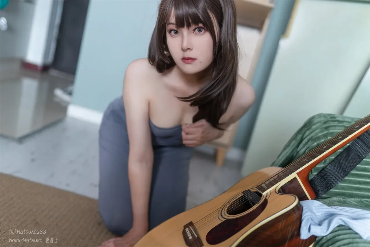 Natsuko夏夏子 吉他妹妹 两篇合一 96P - 第 18 张写真